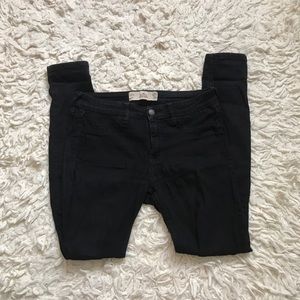 HOLLISTER BLACK SKINNY JEANS
